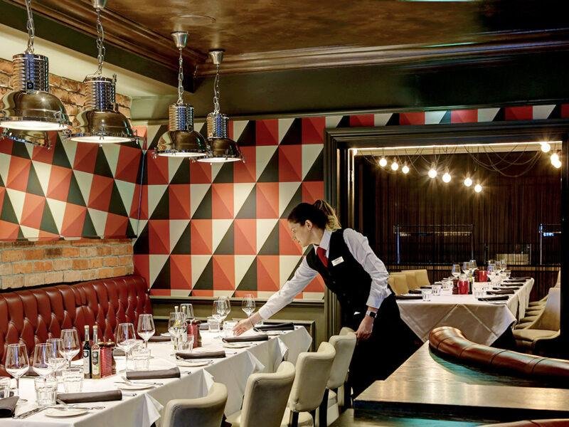 EMA Yew Lodge Hotel & Conference Centre